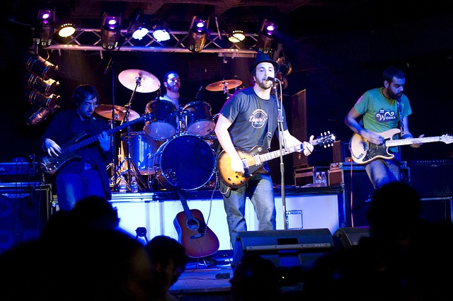 music band rocn and roll entertainment laguna beach ca www.lagunabeachcityguide.com music band rocn and roll entertainment laguna beach ca